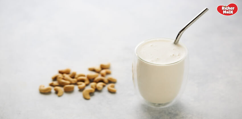 sữa hạt điều có tác dụng rất tốt với sức khoẻ người dùng